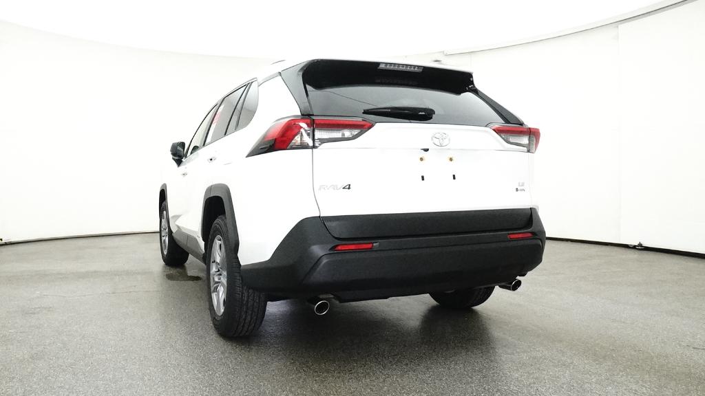 2025 Toyota RAV4 Hybrid LE photo 14