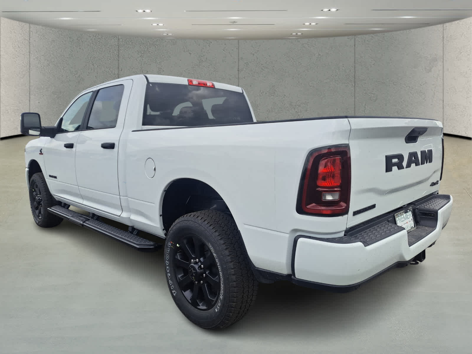 2025 Ram 2500 Big Horn photo 3