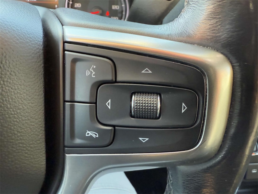 2019 Chevrolet Silverado 1500 RST photo 25