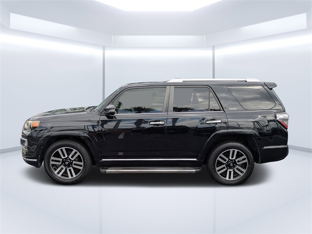 2016 Toyota 4Runner Limited photo 4
