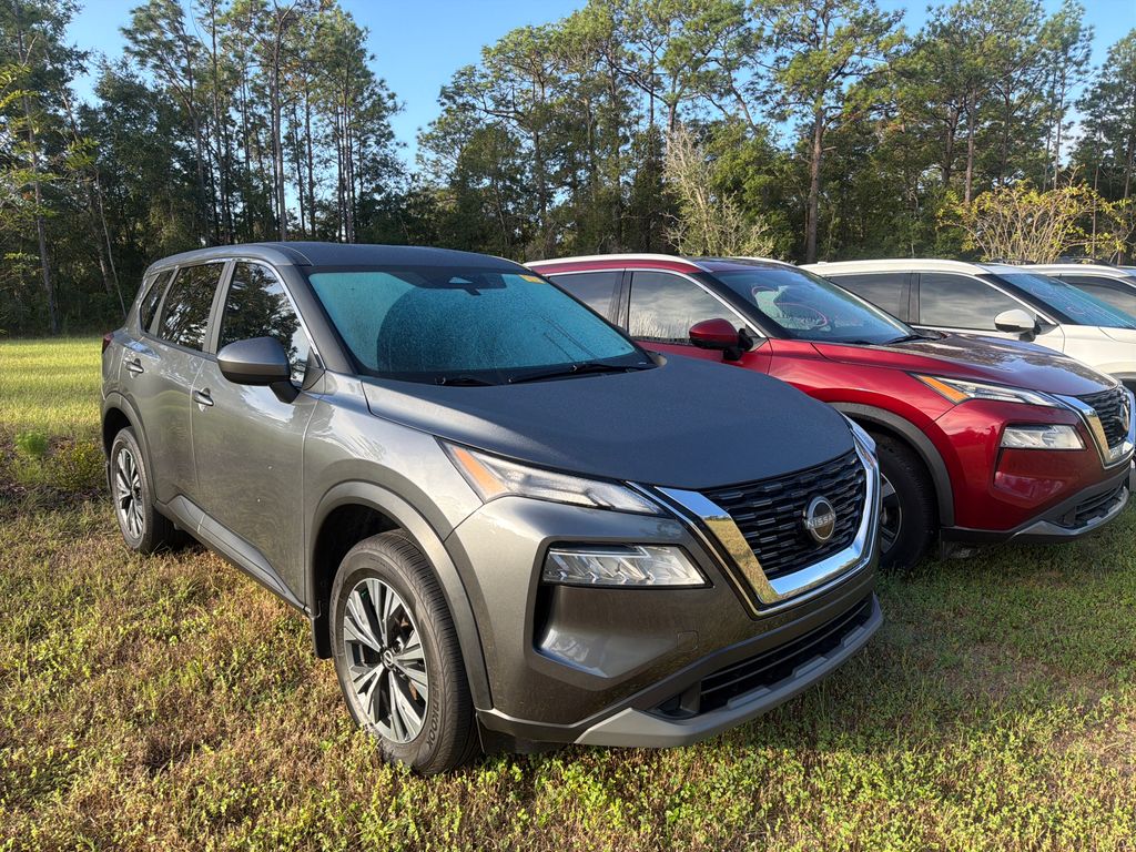 2023 Nissan Rogue SV photo 2