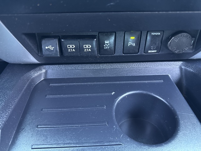 2021 Toyota Tundra Limited Grade photo 29