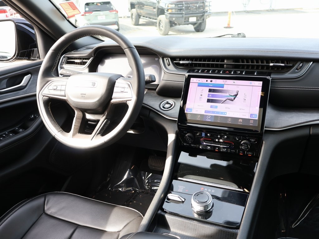 2024 Jeep Grand Cherokee Limited photo 14