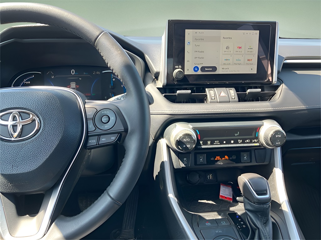 2023 Toyota RAV4 Hybrid XLE Premium photo 13