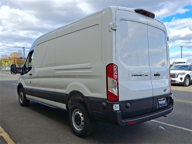 2026 Ford Transit photo 4