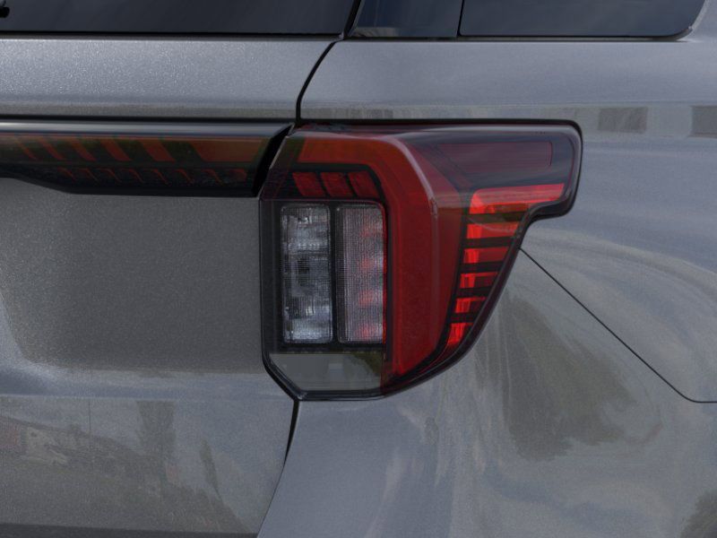 2025 Ford Explorer photo 21