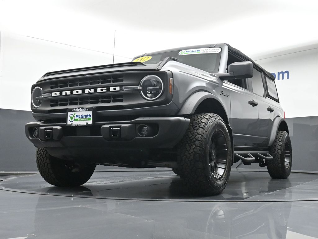2022 Ford Bronco Base photo 4