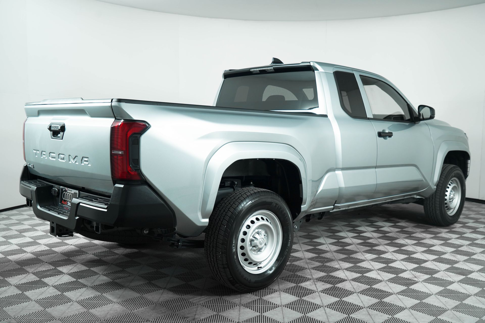 2025 Toyota Tacoma SR 4x4 photo 7