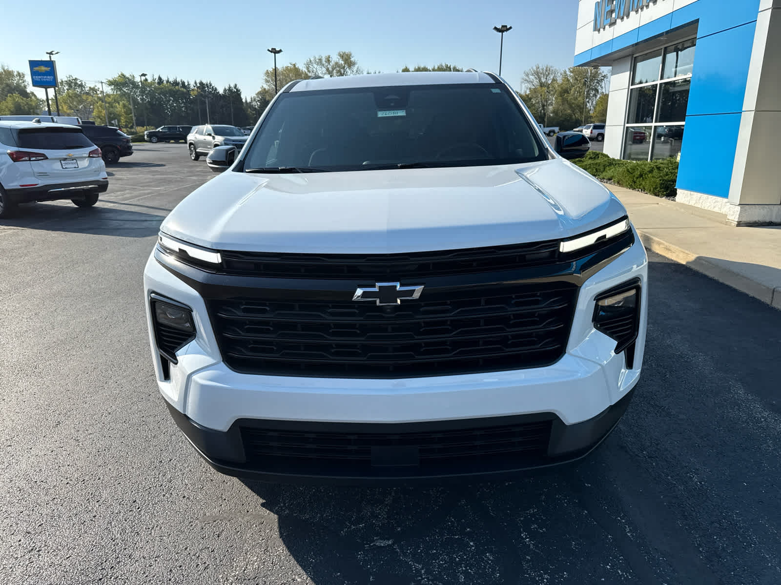 2026 Chevrolet Traverse photo 2