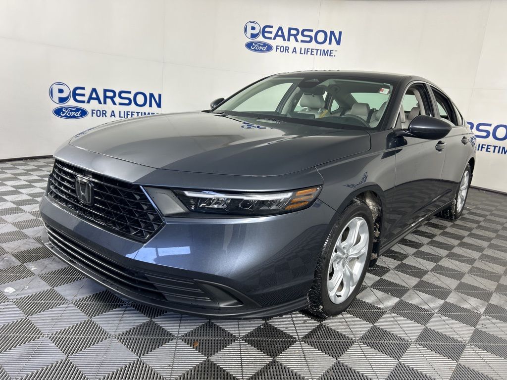 2024 Honda Accord LX's photo