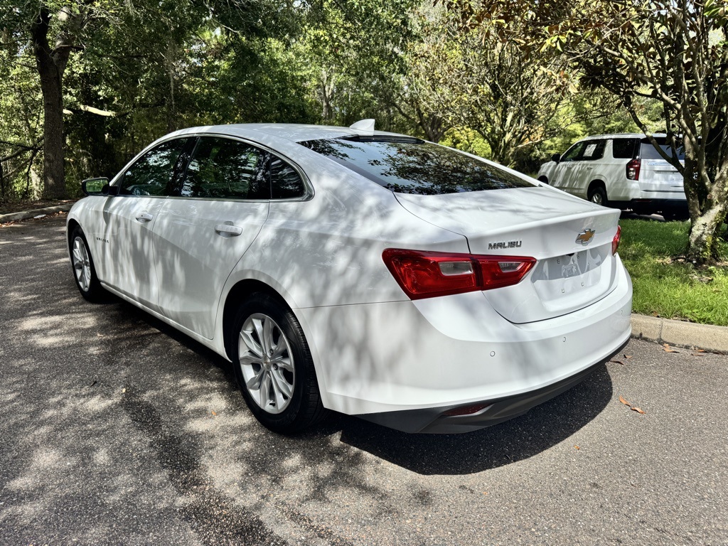 2024 Chevrolet Malibu 1LT photo 4