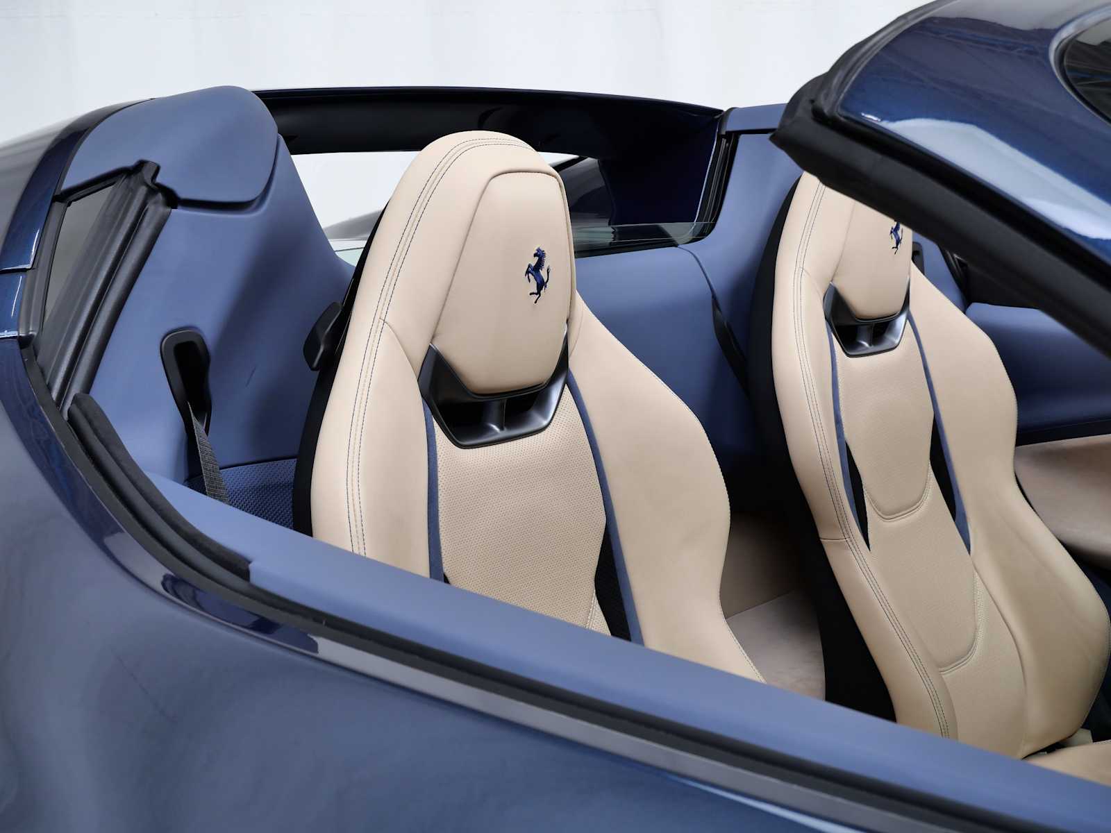 2024 Ferrari 296 GTS photo 12