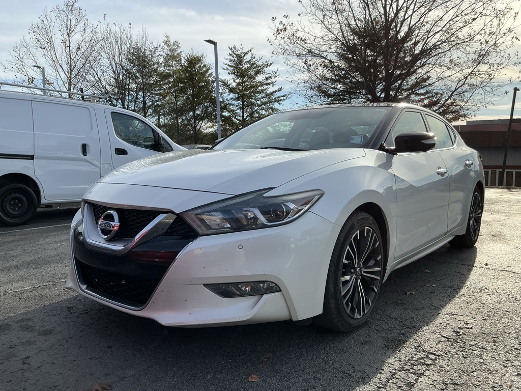 2016 Nissan Maxima Platinum photo 2