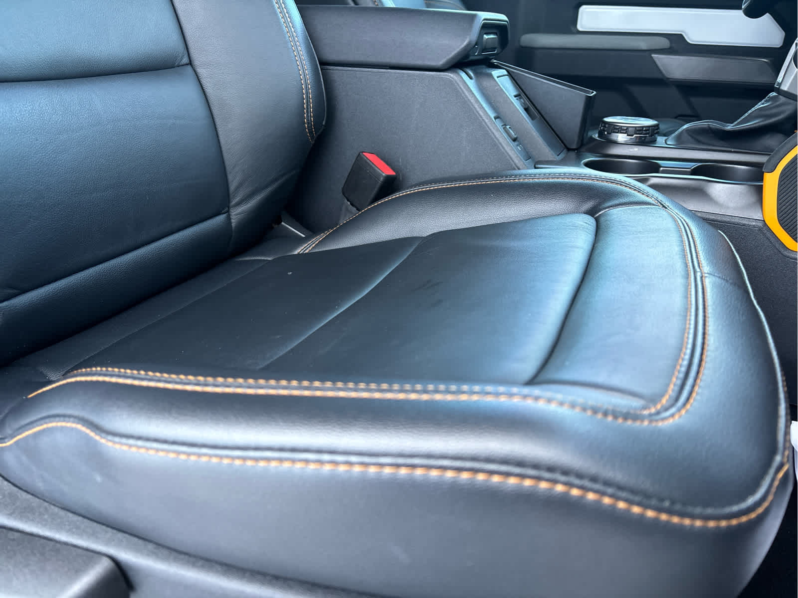 2023 Ford Bronco Base photo 10