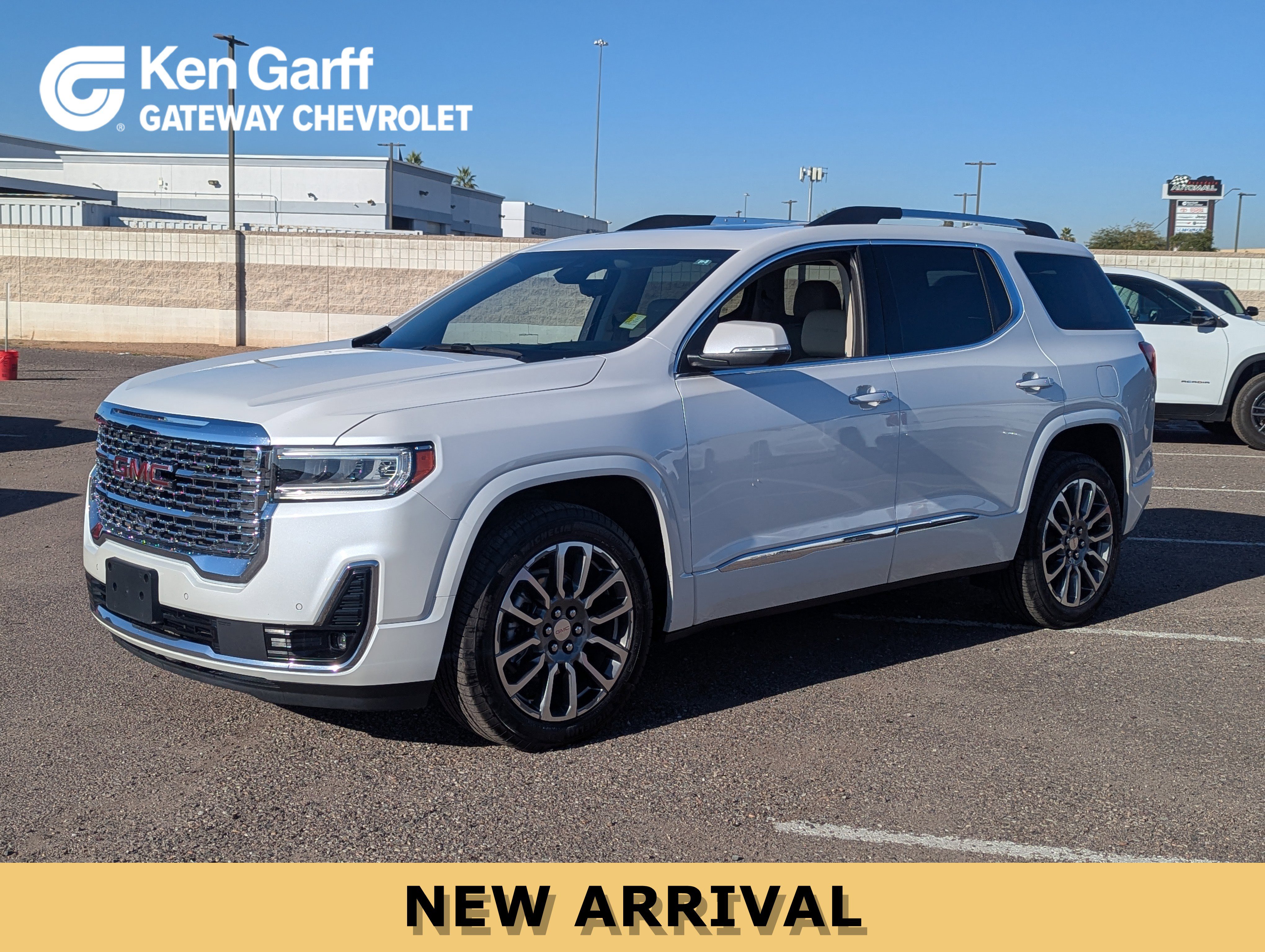 2021 GMC Acadia Denali's photo