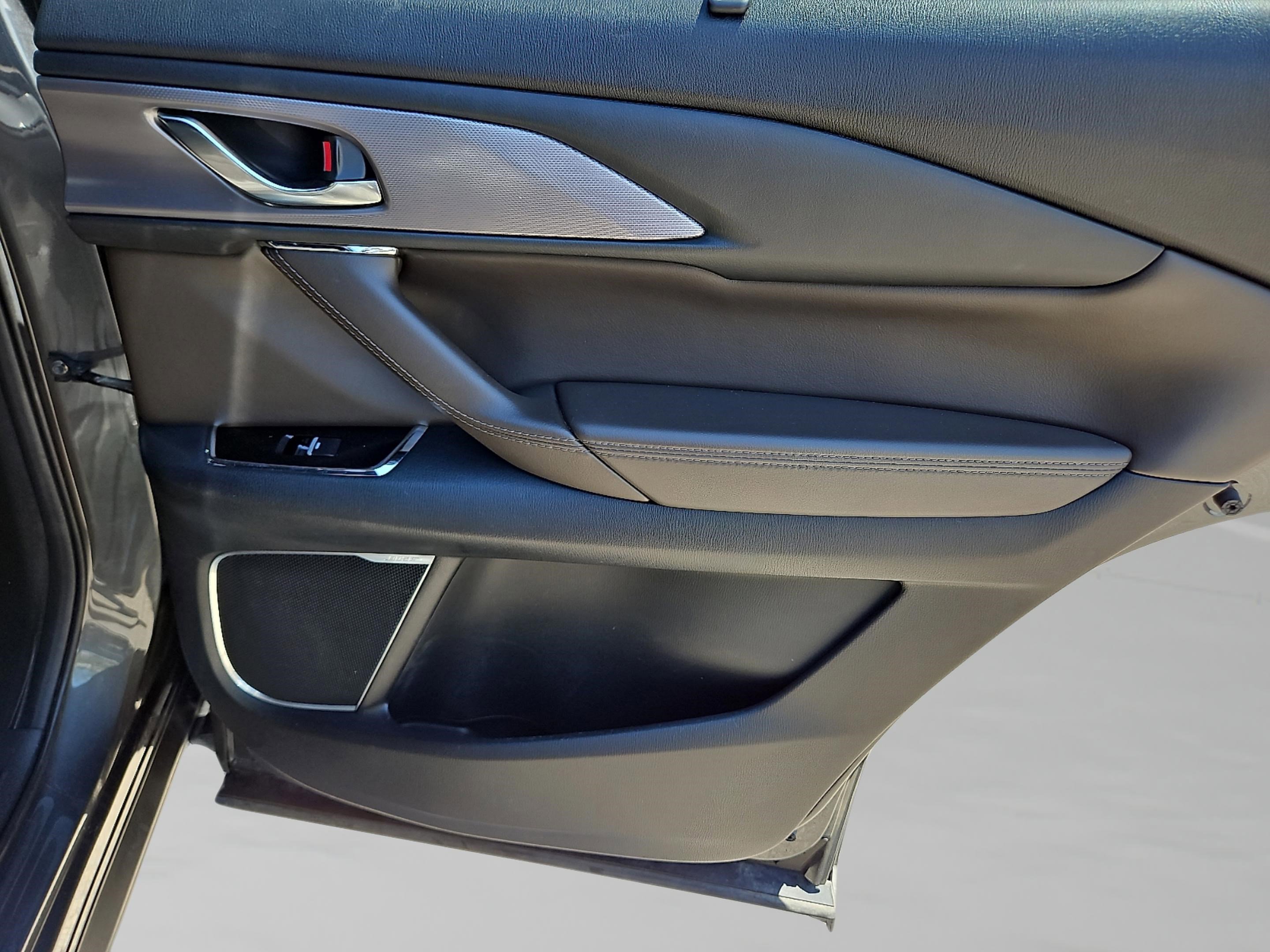 2021 Mazda CX-9 Signature photo 28
