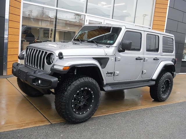 2019 Jeep Wrangler Unlimited Sahara's photo