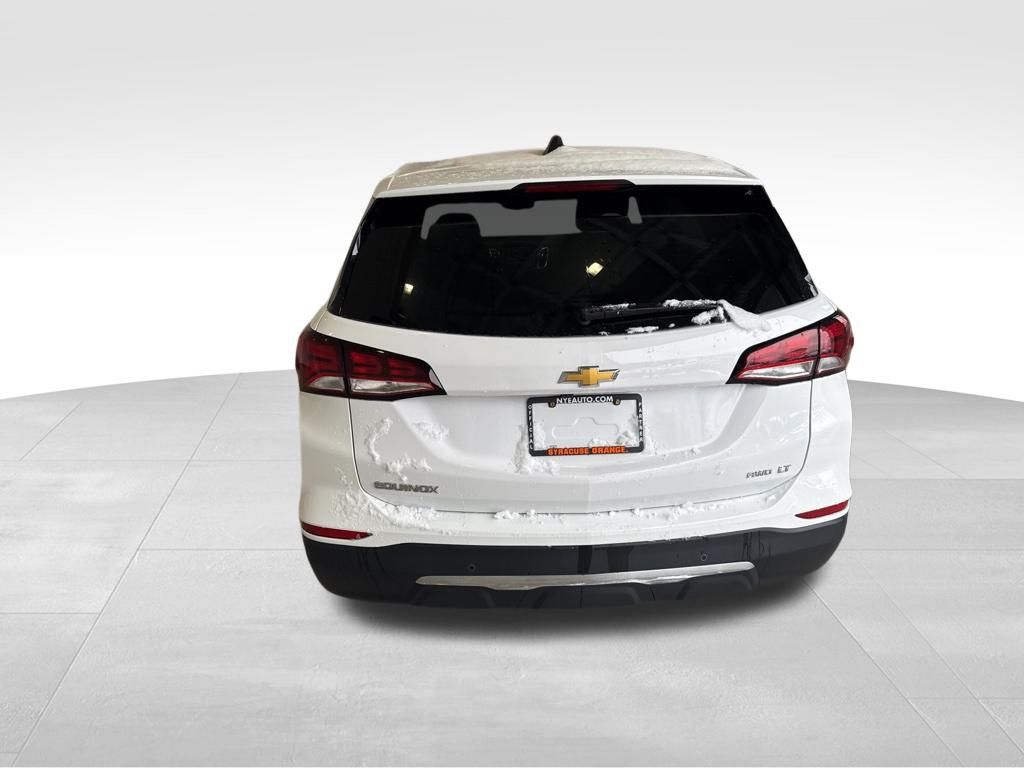 2022 Chevrolet Equinox LT photo 4