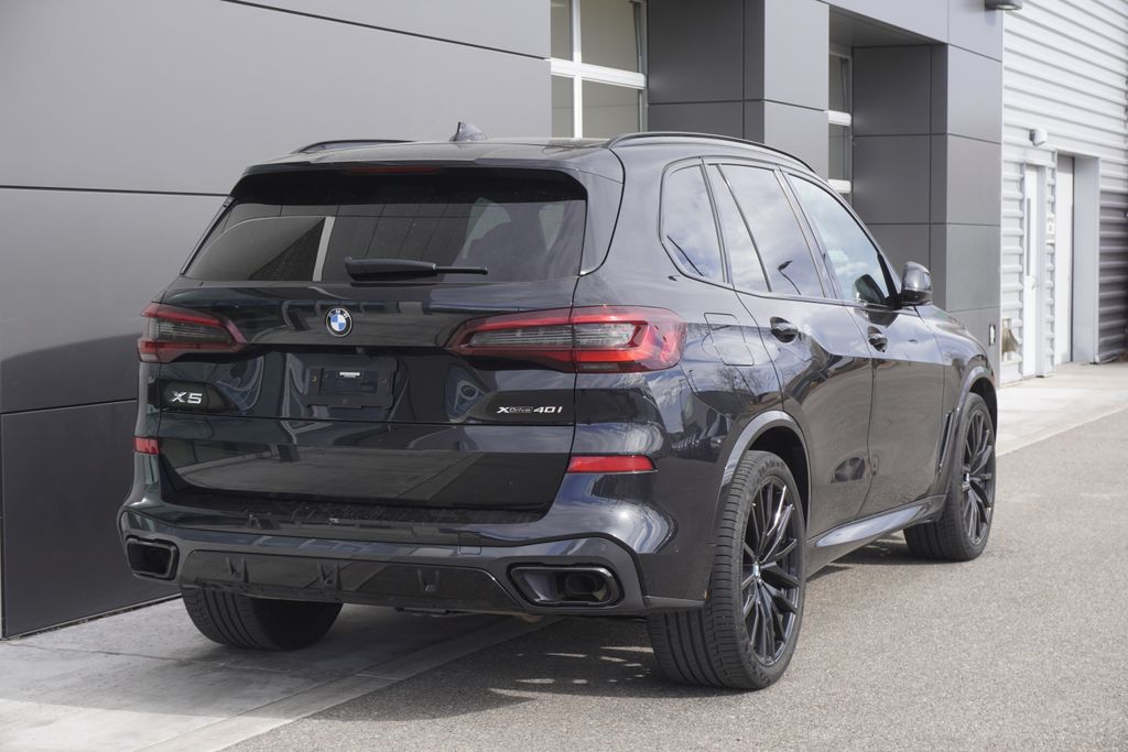 2022 Bmw X5 xDrive40i photo 2