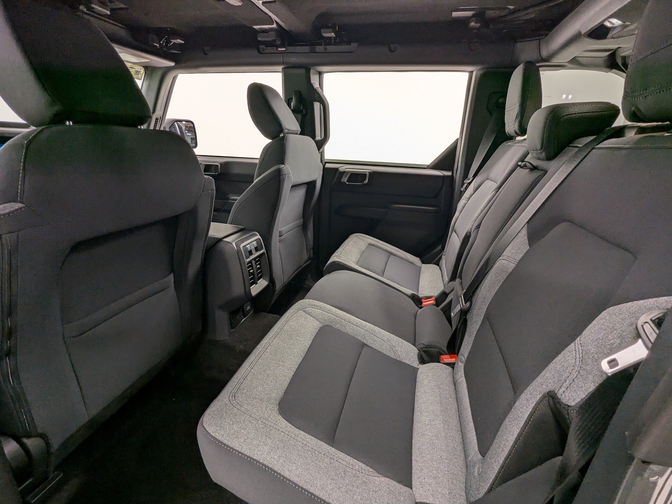 2025 Ford Bronco Big Bend photo 11