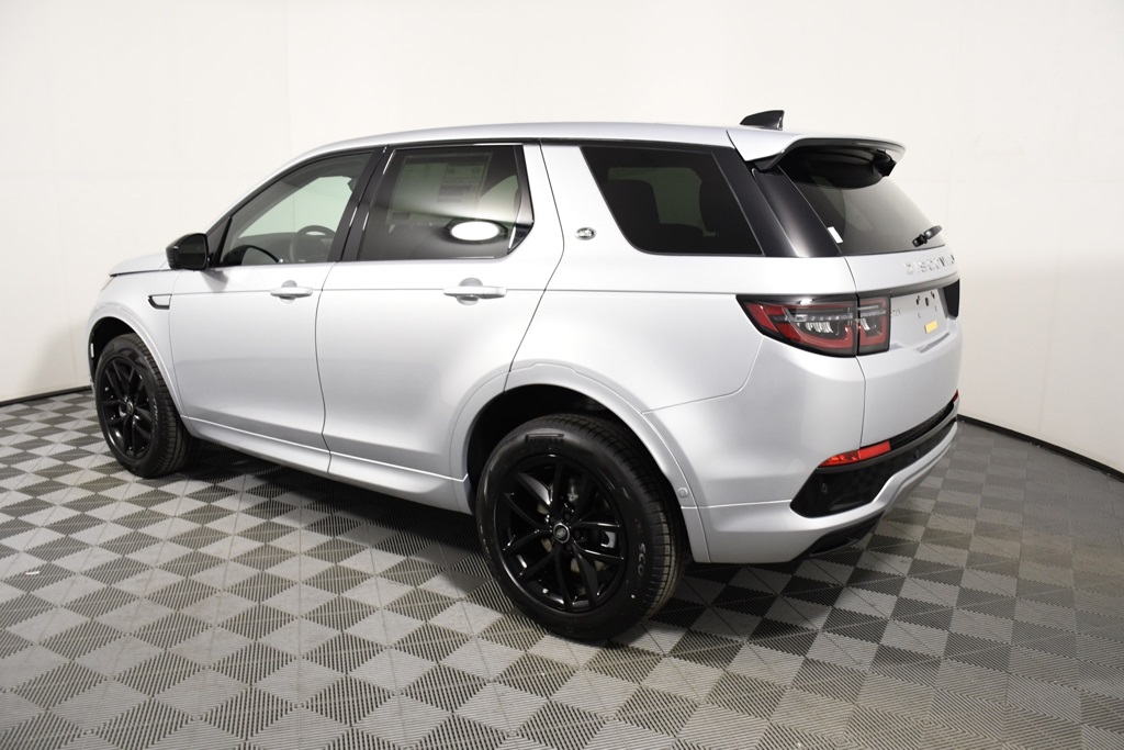 2025 Land Rover Discovery Sport S photo 3