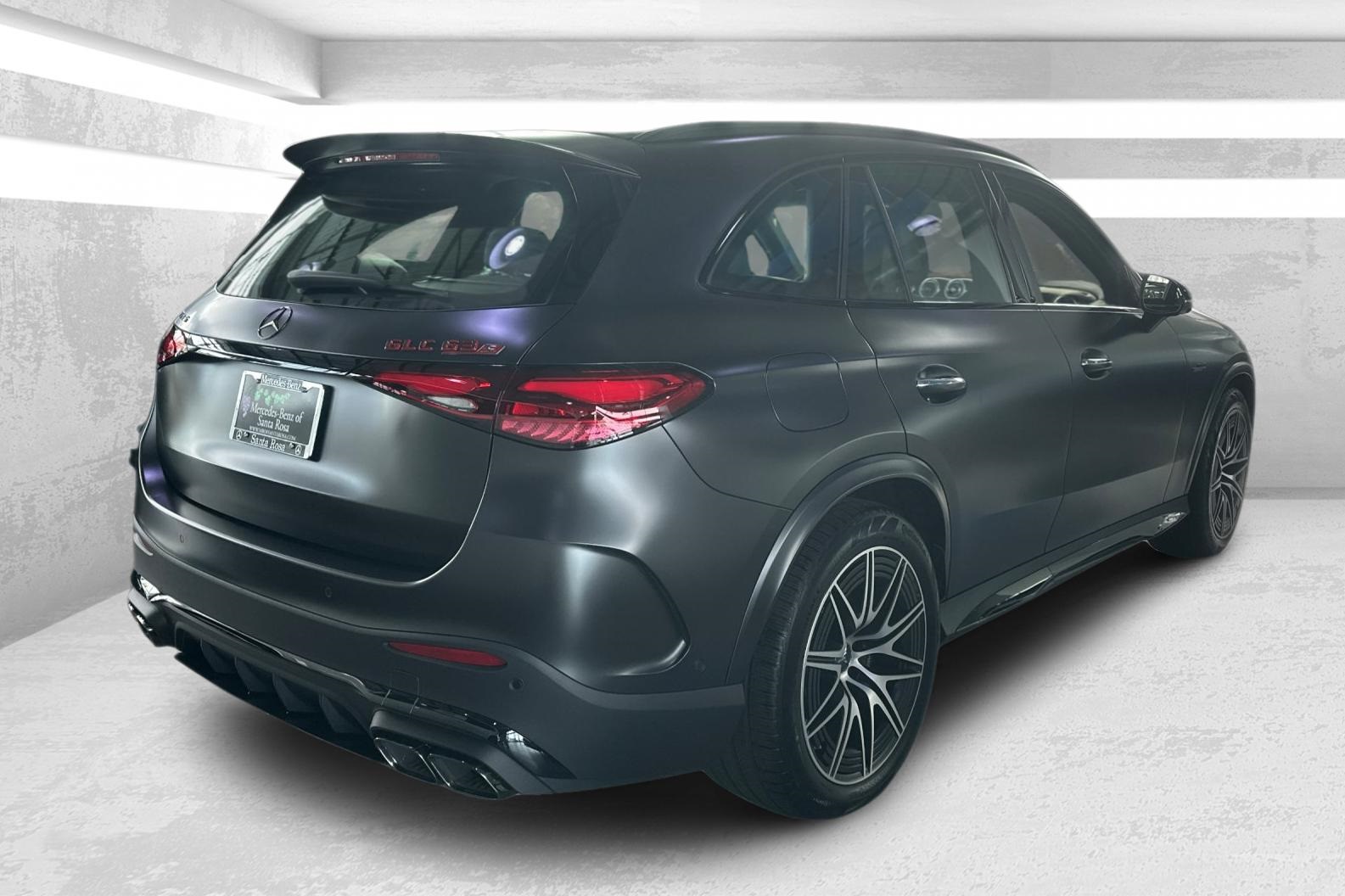 2025 Mercedes Benz GLC 63 AMG S E PERFORMANCE 4MATIC photo 3
