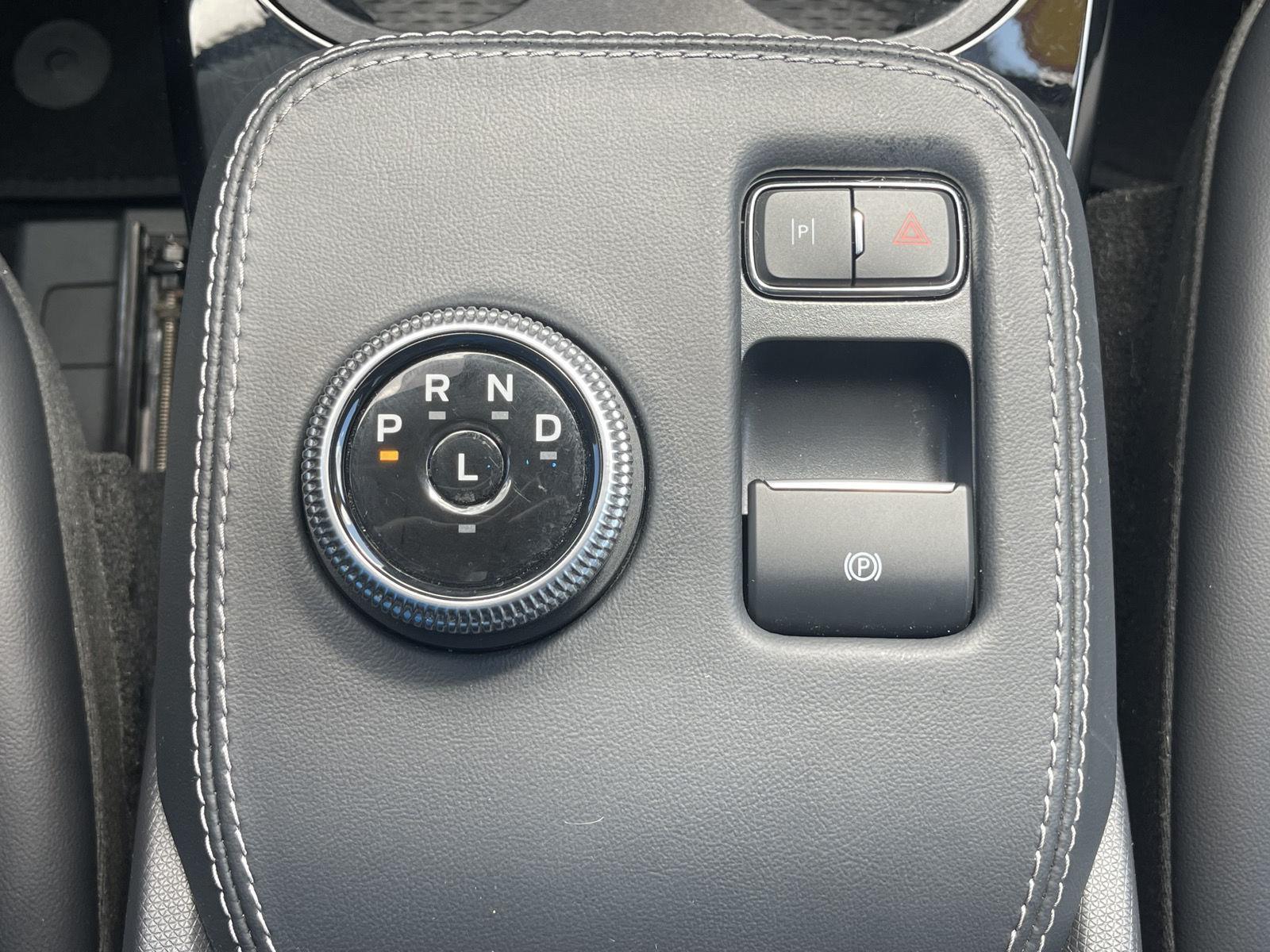 2022 Ford Mustang Mach-E Premium photo 31