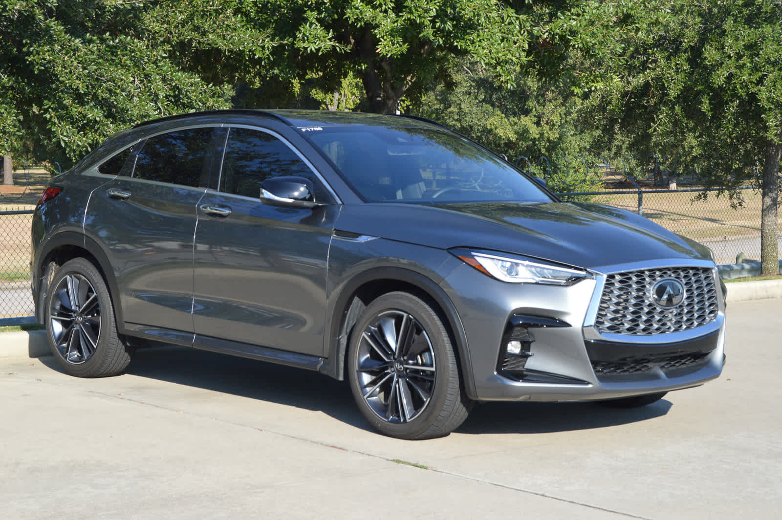 2025 Infiniti QX55 Luxe photo 2