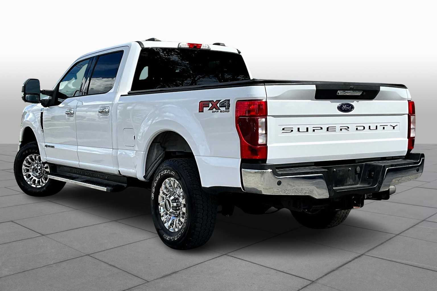 2020 Ford F-250 XLT photo 11