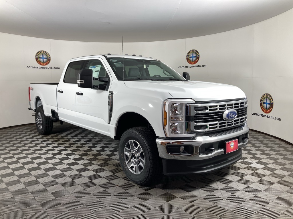 2025 Ford F-350 XLT photo 7