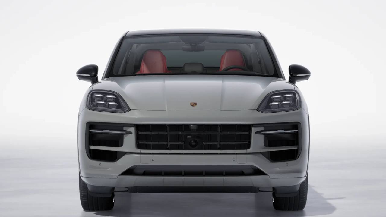 2026 Porsche Cayenne Coupe S photo 9