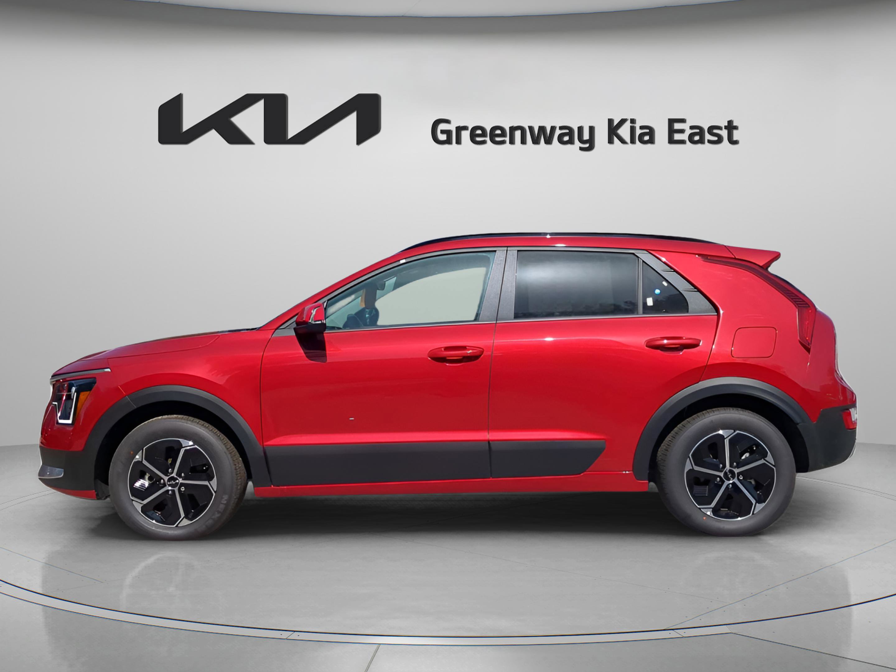 2025 Kia Niro EX photo 4