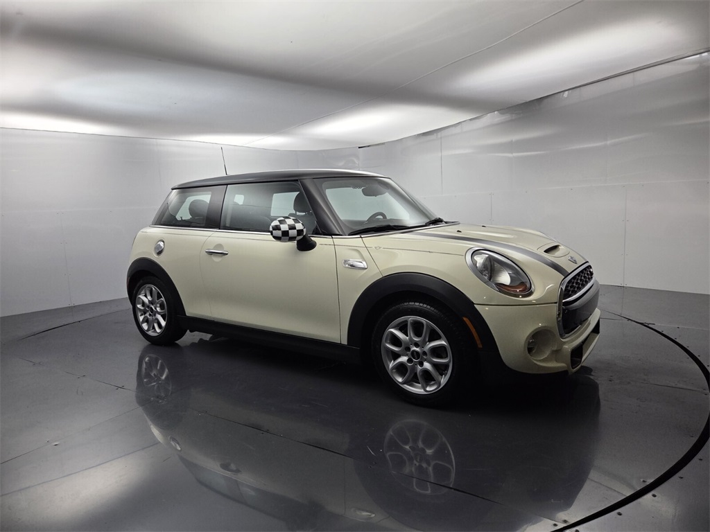 2015 MINI Cooper S's photo