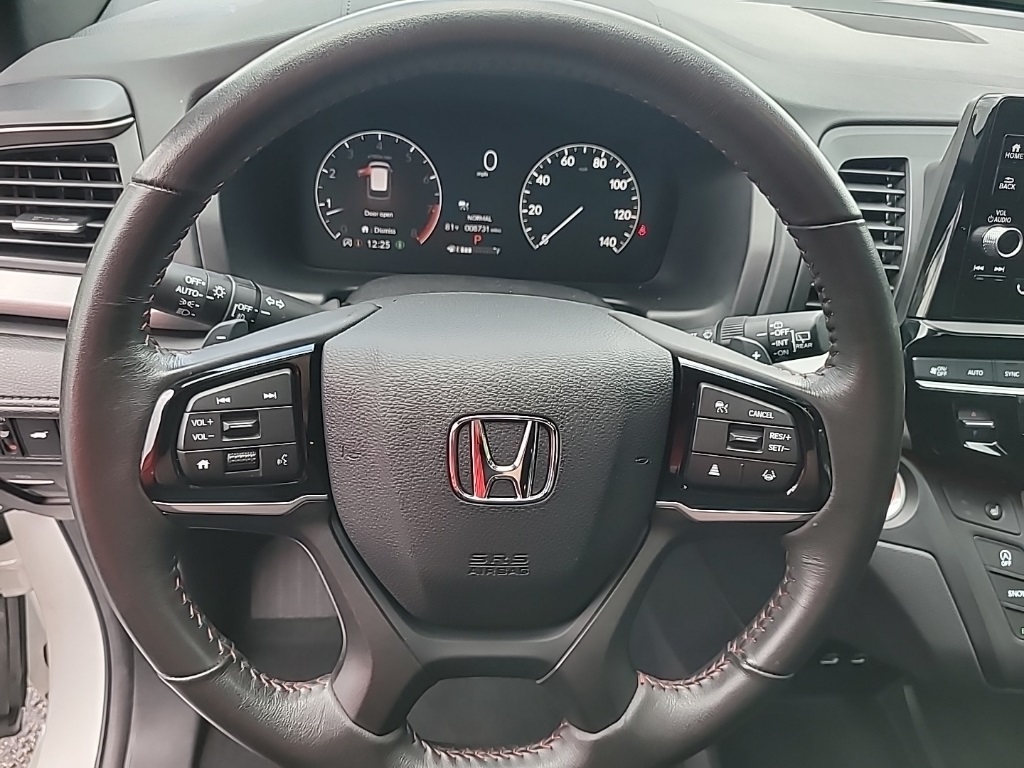 2025 Honda Odyssey photo 7