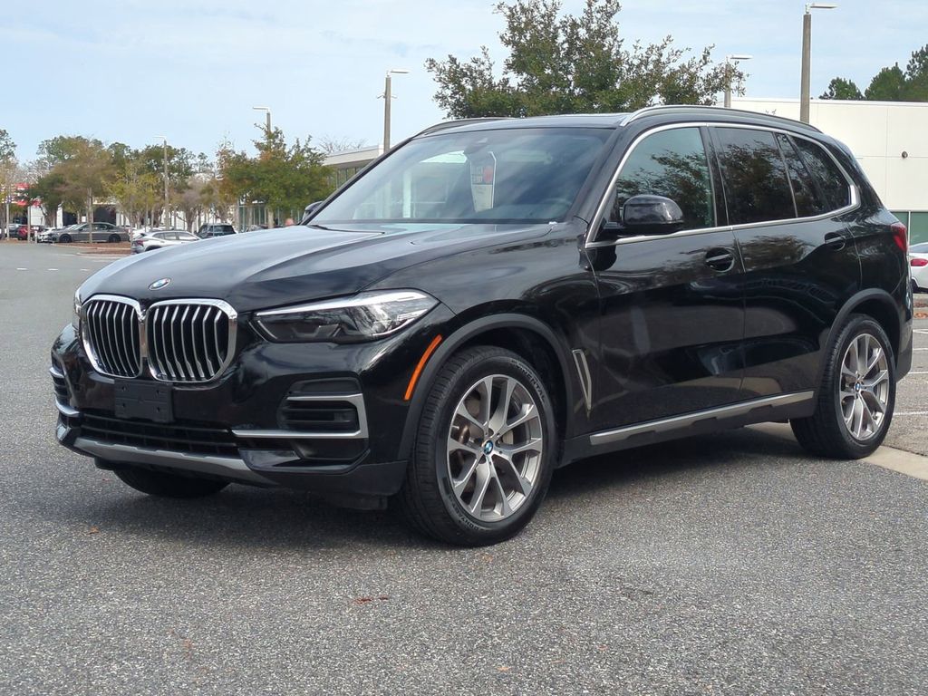 2022 BMW X5 40i's photo