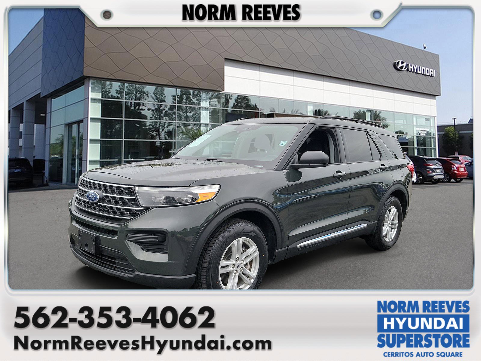 2022 Ford Explorer XLT's photo