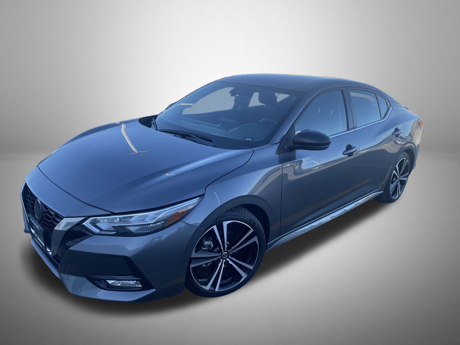 2021 Nissan Sentra SR's photo