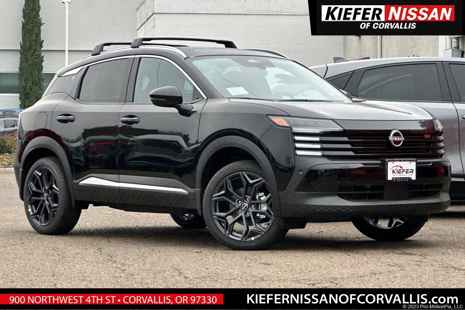 2026 Nissan KICKS SR AWD's photo