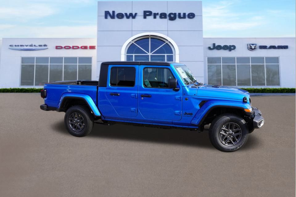 2025 Jeep Gladiator Sport S photo 2