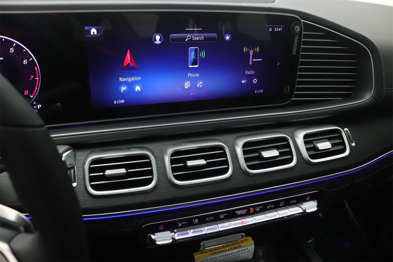 2025 Mercedes Benz GLE 350 4MATIC photo 4