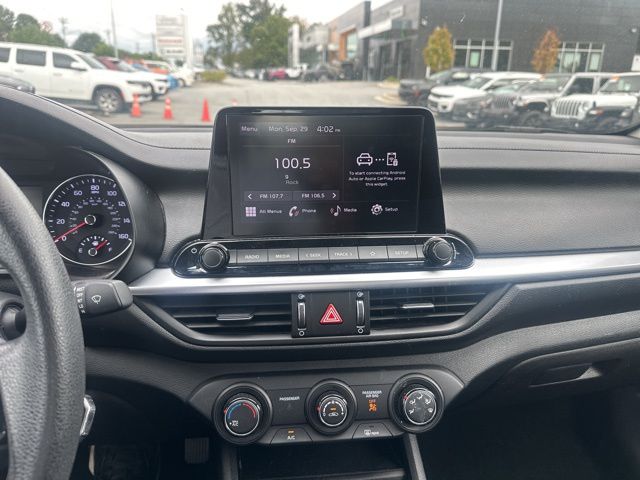 2023 Kia Forte LXS photo 11