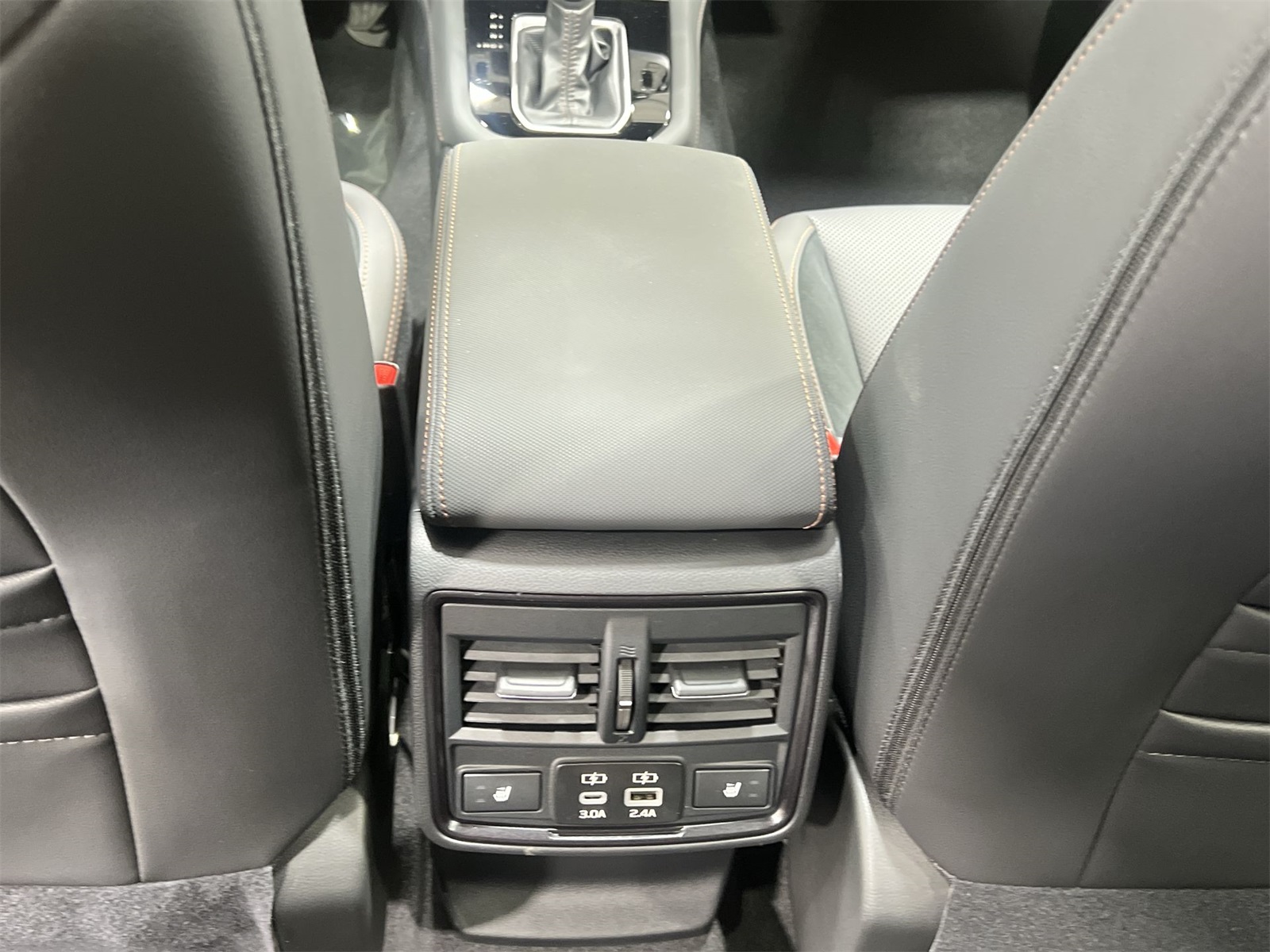 2025 Subaru Forester Touring photo 19