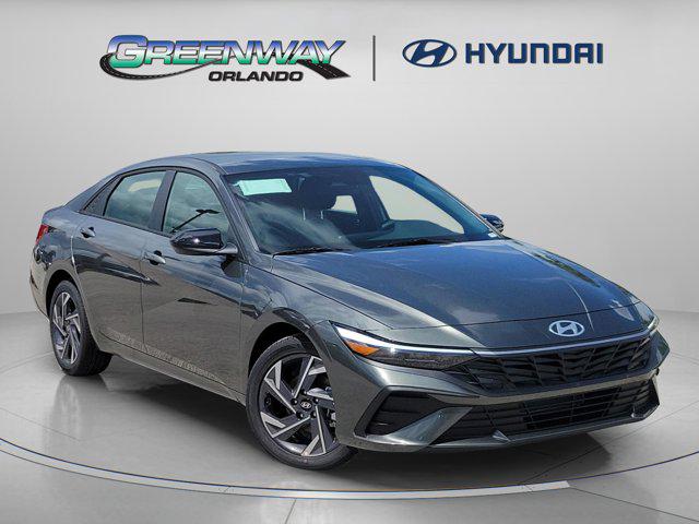 2025 Hyundai Elantra SEL's photo
