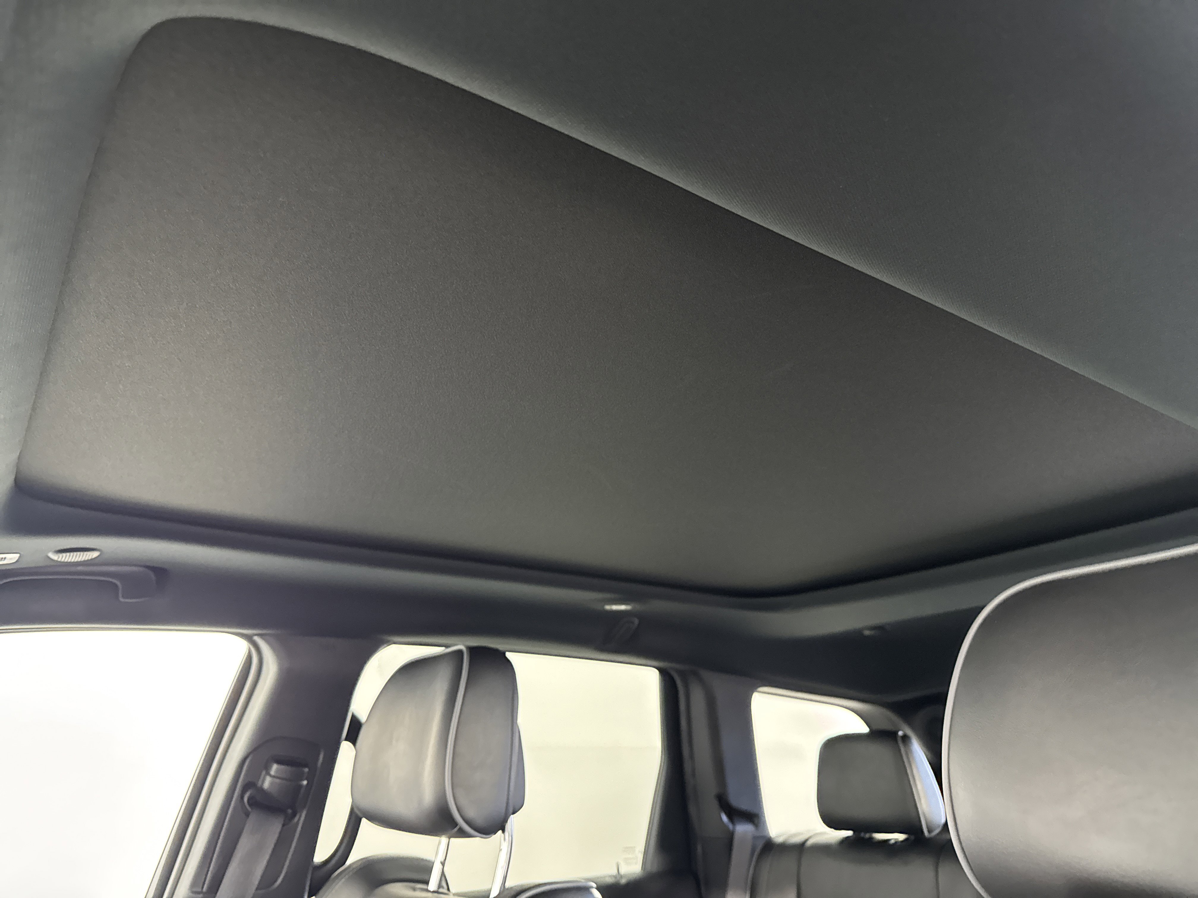 2019 Jeep Grand Cherokee Overland photo 4