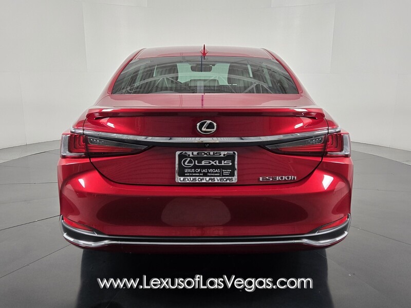 2025 Lexus ES 300 photo 4