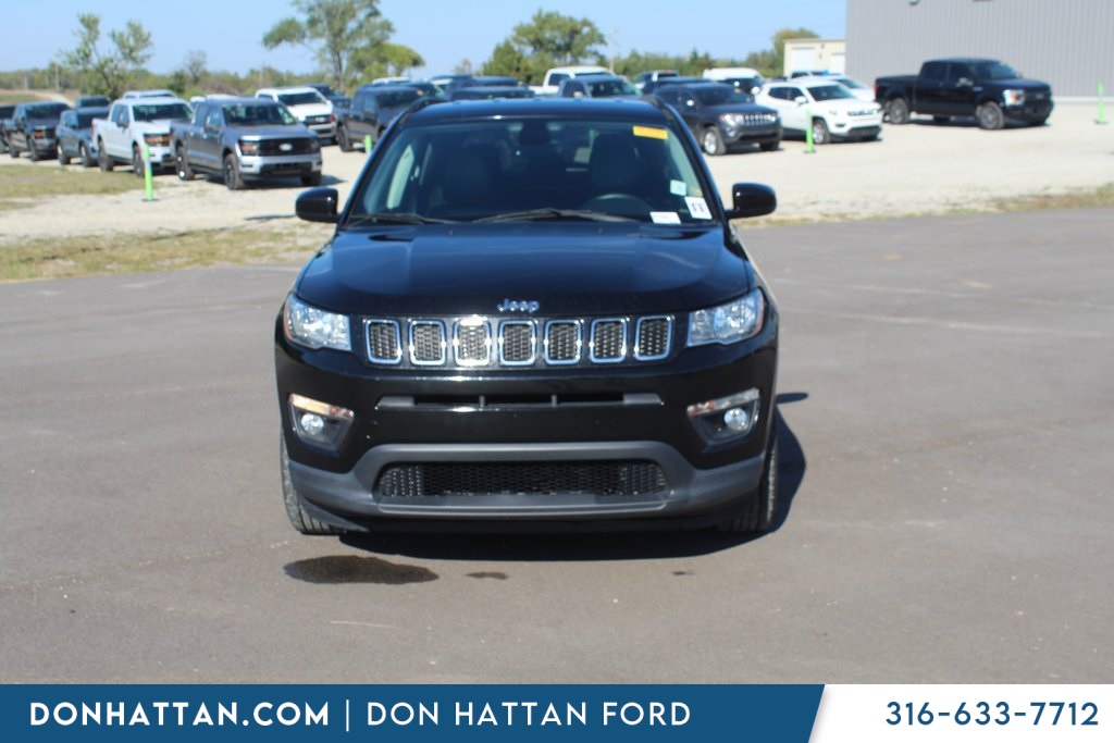 Used 2017 Jeep All-New Compass Latitude with VIN 3C4NJCBB6HT629439 for sale in Augusta, KS