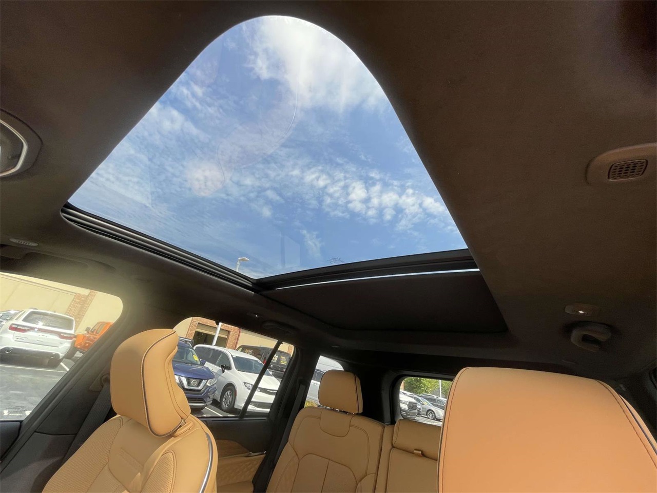 2025 Jeep Grand Cherokee Summit Reserve photo 14