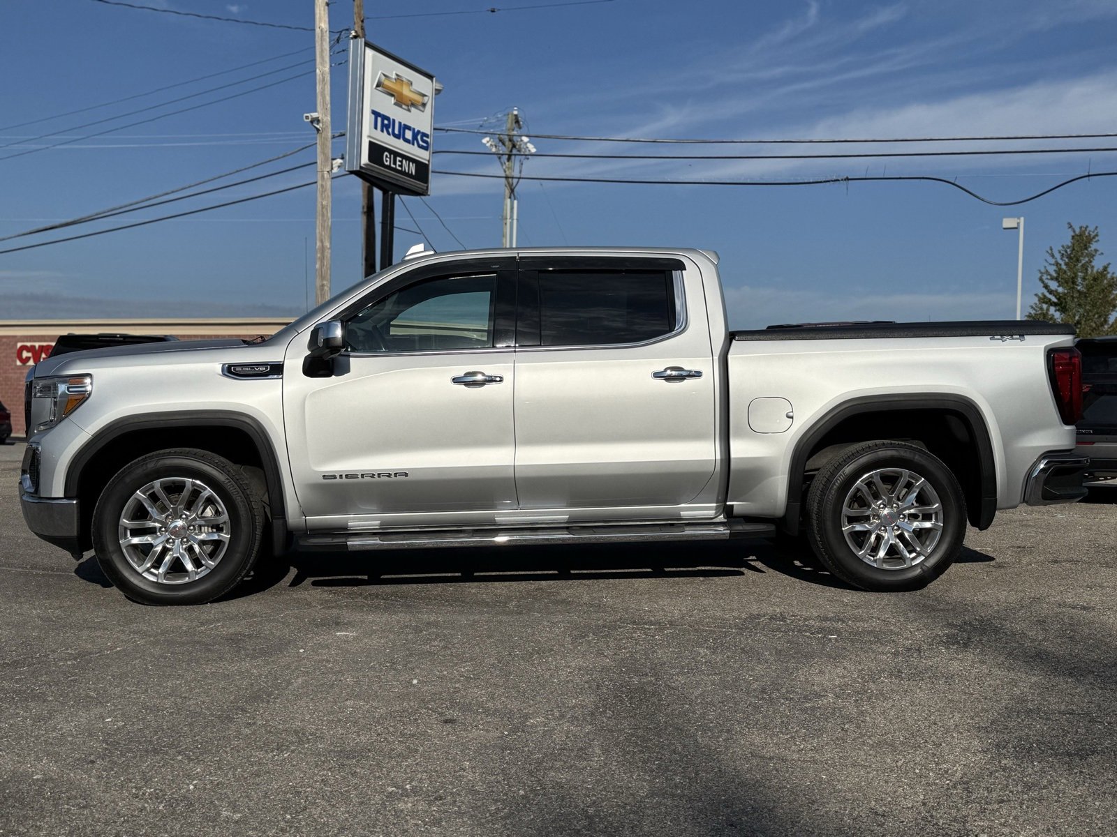 2020 Gmc Sierra 1500 SLT photo 3