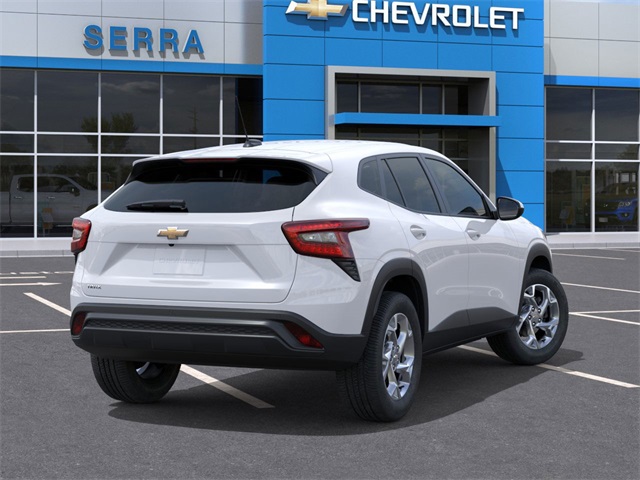 2025 Chevrolet Trax LS photo 2