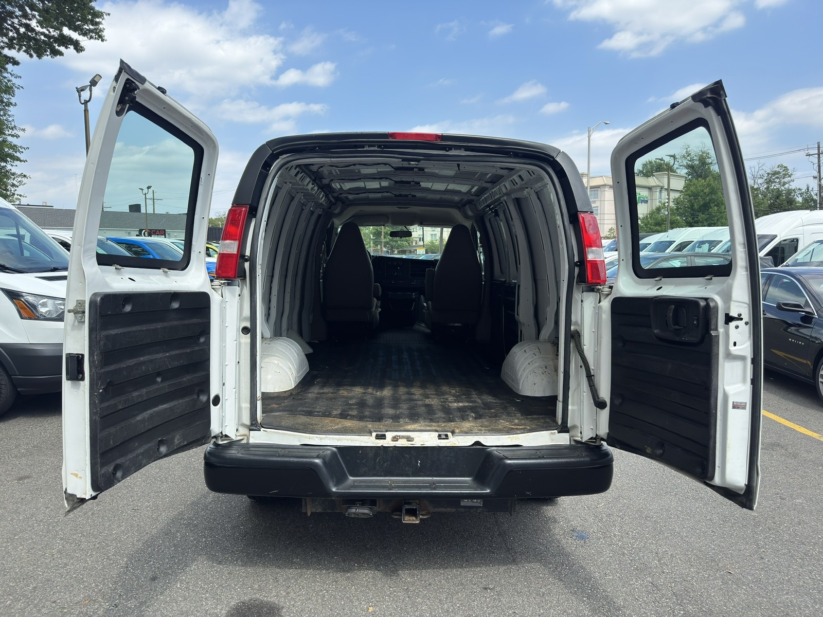 2020 Chevrolet Express Cargo Work Van 2500 photo 4
